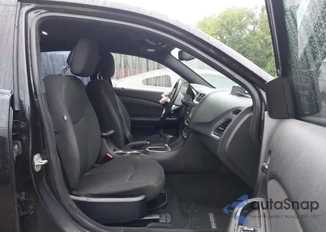 2013 Dodge Avenger Sxt z USA, uszkodzony, nr VIN 1C3CDZCB9DN623780